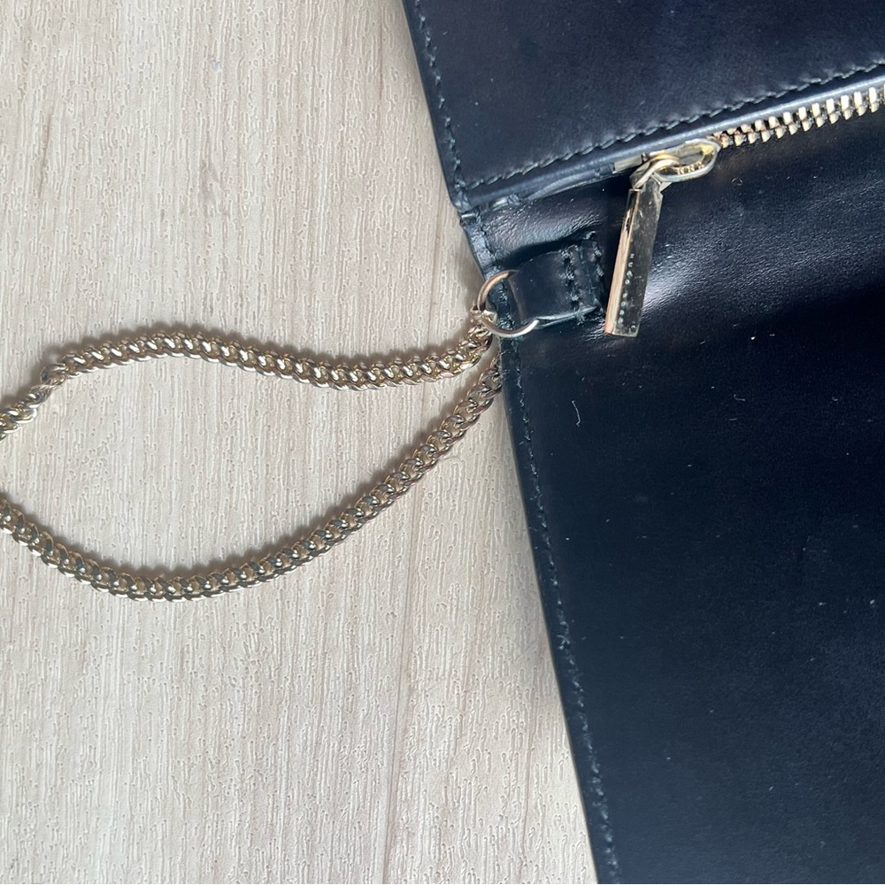 Hugo Boss Black Leather Clutch Wallet on Chain - Picture 8 of 10